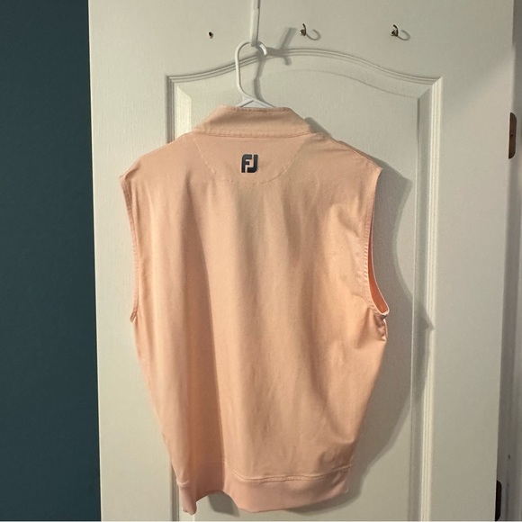 Foot Joy Golf 1/4 Zip Vest - Picture 2 of 3